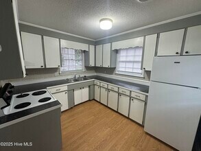 311 N Atlantic Ave in Southport, NC - Building Photo - Building Photo