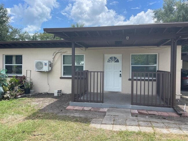 131 Buckingham Ave W in Oldsmar, FL - Building Photo - Building Photo