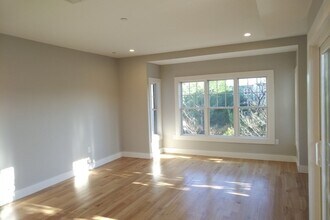 187 Havre St, Unit #4 in Boston, MA - Building Photo - Building Photo