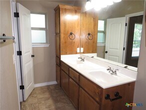 405 Sladecek Dr in Killeen, TX - Building Photo - Building Photo