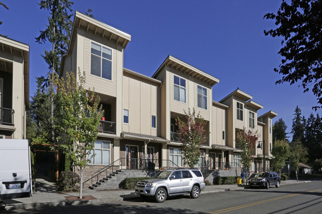 5501 234th St SW in Mountlake Terrace, WA - Building Photo - Building Photo