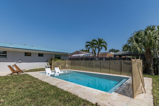 property at 47 Ridgewood Cir