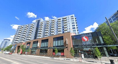 The Oliver in Edmonton, AB - Building Photo - Building Photo