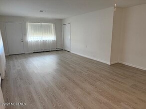 474 Jamaica Blvd in Toms River, NJ - Foto de edificio - Building Photo
