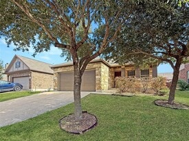 437 Travertine Trail in Buda, TX - Building Photo