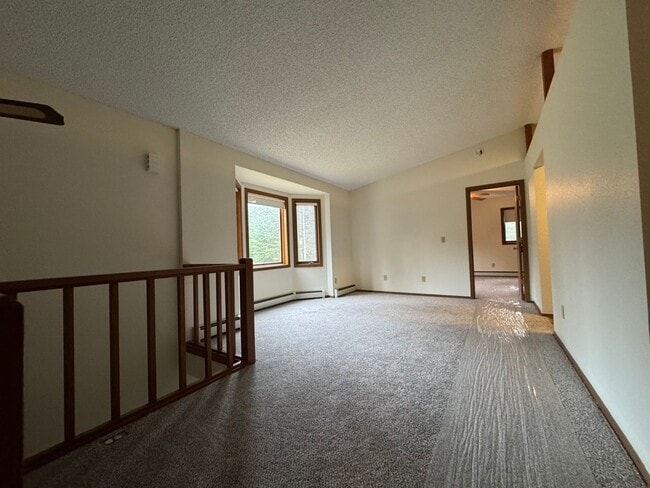 3041 Timberbrook Dr in North Pole, AK - Building Photo - Building Photo