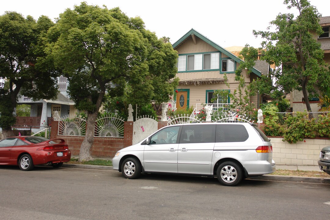 206 S Vendome St in Los Angeles, CA - Building Photo