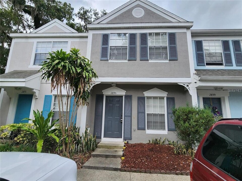 2895 Greenwood Springs Loop in Lake Mary, FL - Building Photo