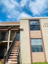 7331 NW 18th St in Margate, FL - Building Photo