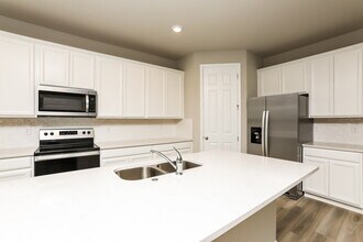 2306 Raven Rdg Rd in Minneola, FL - Foto de edificio - Building Photo