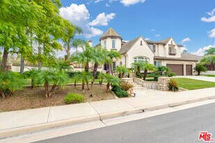 17426 Half Moon Ct in Riverside, CA - Building Photo