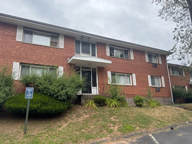 property at 44 Racebrook Dr