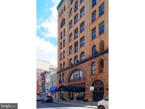 1010 Race St-Unit -5A in Philadelphia, PA - Building Photo - Building Photo