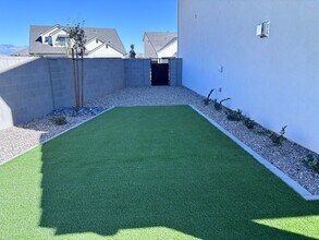 2910 E Yavin Wy in Saint George, UT - Building Photo - Building Photo