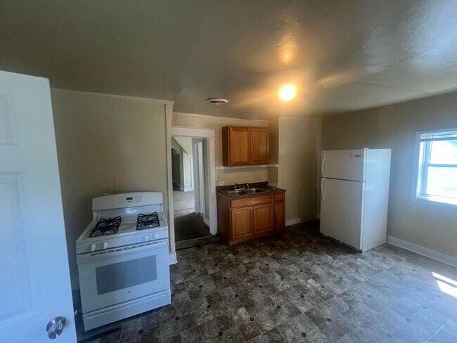 property at 2555A 16th St