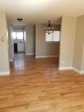 285 Queen St, Unit 9i in Southington, CT - Building Photo - Building Photo