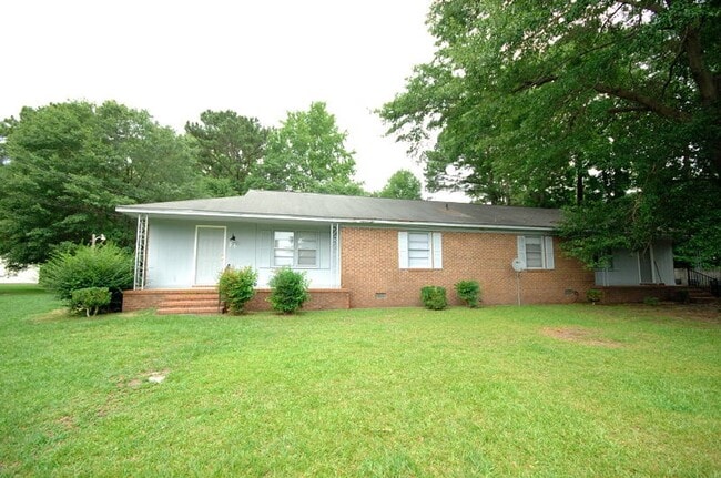 property at 2803 Warrick Cir