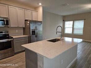 10330 Alder Creek Ln in Jacksonville, FL - Building Photo - Building Photo