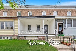 21 Adella Ave in Hamilton Township, NJ - Building Photo