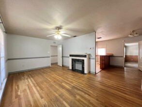 2812 Canton Ave in Lubbock, TX - Building Photo - Building Photo