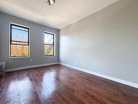 594 Union Ave in Bronx, NY - Building Photo