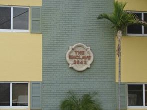 The Enclave in Wilton Manors, FL - Foto de edificio - Building Photo