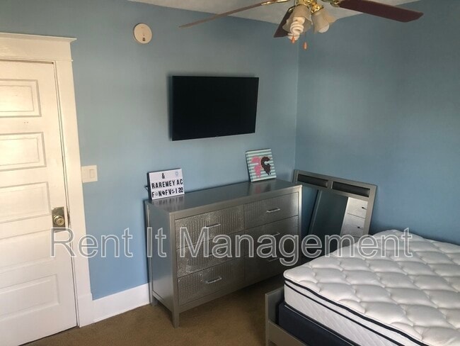 2595 Evans St in Omaha, NE - Building Photo - Building Photo