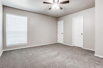 2432 Lakeview Cir in McKinney, TX - Foto de edificio - Building Photo