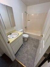 159-161 Loop Rd in Myrtle Creek, OR - Building Photo - Building Photo