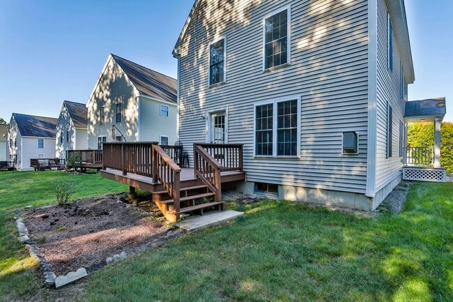 98 Barbara Ln in Hudson, NH - Building Photo - Building Photo