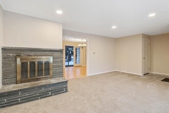 4489 Pompey Center Rd in Manlius, NY - Building Photo - Building Photo