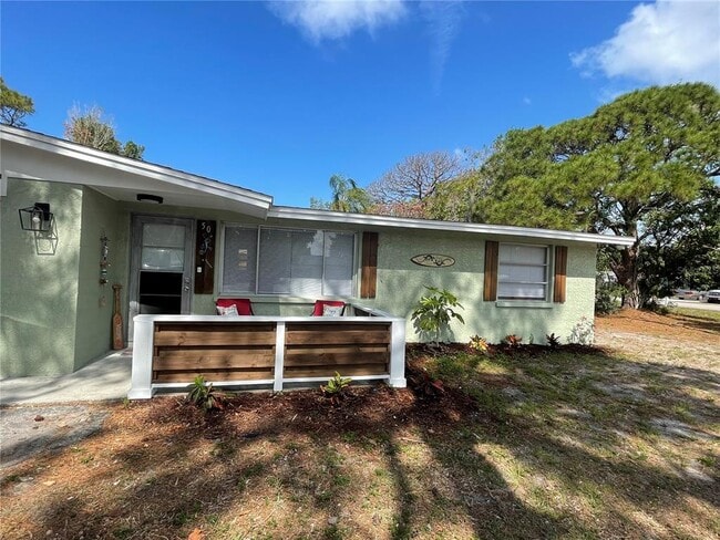 50 Euclid Ave in Englewood, FL - Building Photo - Building Photo