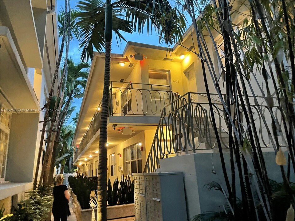 1340 Drexel Ave in Miami Beach, FL - Building Photo