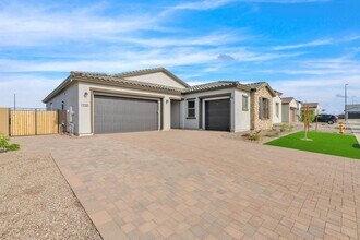 3130 E Flintlock Dr in Queen Creek, AZ - Building Photo - Building Photo