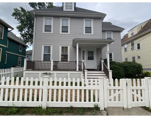 28 Bayard St, Unit 1