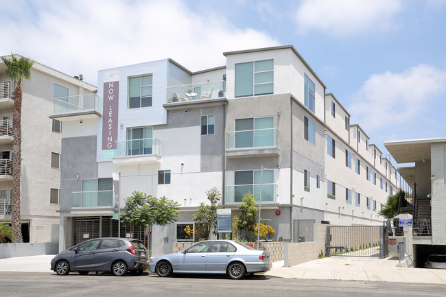 Lindblade Lofts in Los Angeles, CA - Foto de edificio - Building Photo