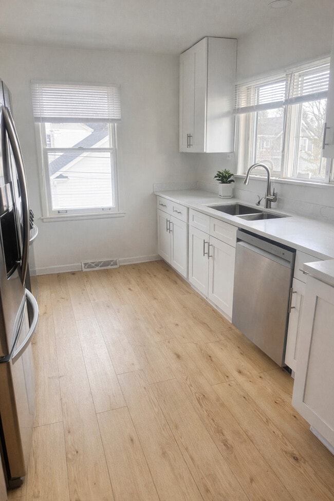 580 Ivy Ct in Lake Forest, IL - Building Photo - Building Photo