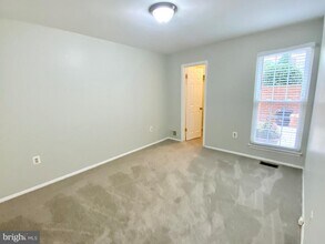 1824 Bronzegate Blvd in Silver Spring, MD - Building Photo - Building Photo