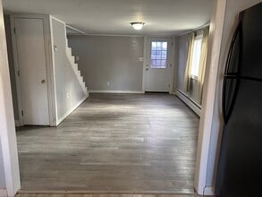 40 Wood St, Unit Apt 1 in Old Town, ME - Building Photo - Building Photo