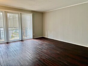 1000 Heights Blvd in Houston, TX - Building Photo - Building Photo