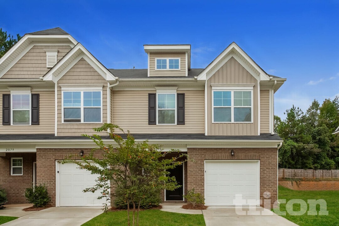 2075 Aragon Lane in Gastonia, NC - Building Photo