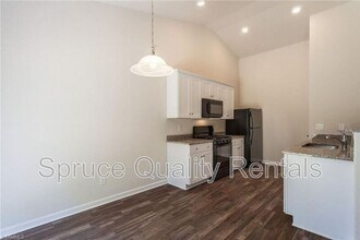 3995 Meredith Woods Ln in Winston-Salem, NC - Building Photo - Building Photo