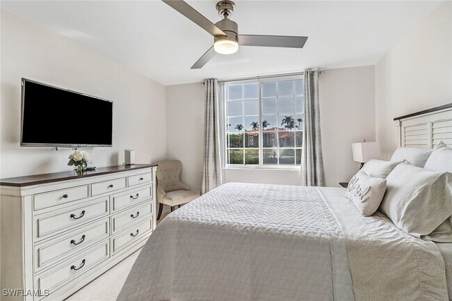 property at 1185 Wildwood Lakes Blvd