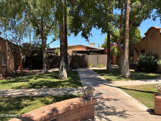 3066 N 32nd St in Phoenix, AZ - Building Photo - Building Photo