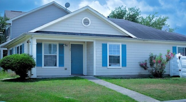 property at 1120 Verde Trails Dr