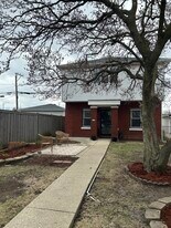 5406 N Lovejoy Ave, Unit 5406 Lovejoy in Chicago, IL - Building Photo