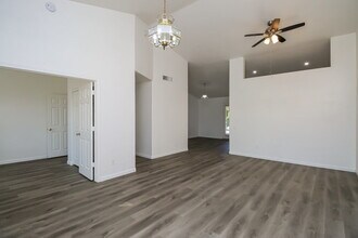 1350 W Gary Dr in Chandler, AZ - Building Photo - Building Photo
