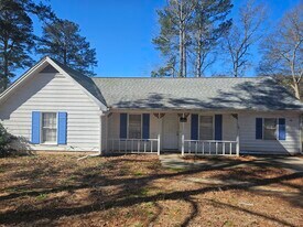 55 Belmont Ct in Hampton, GA - Building Photo
