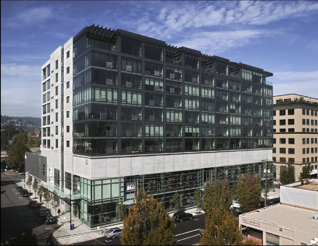 The Edge Lofts in Portland, OR - Foto de edificio - Building Photo