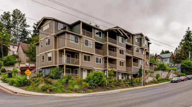 Windsor Place Apartments in Bellingham, WA - Building Photo - Building Photo